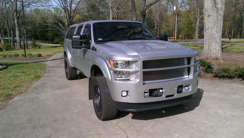 UEusa's tweet photo. SuperArmor hidden winch bumper for your Superduty, Made in the USA #SuperArmor #Superduty #ford https://t.co/11ShVtGjm2
