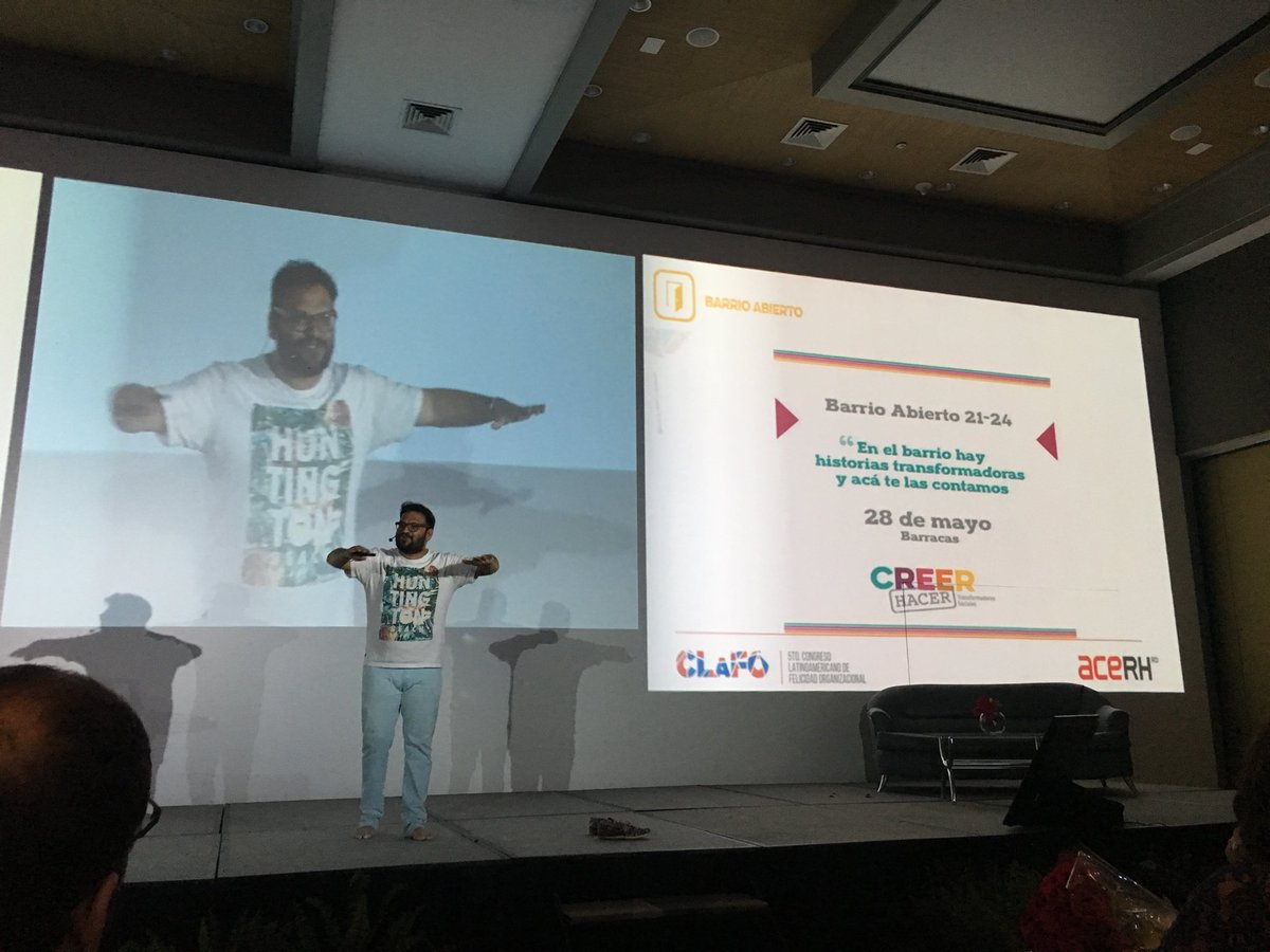Benahuare's tweet photo. Hermosa y emocionante Intervención de Daniel Cerezo en el 5to Congreso de Felicidad Empresarial @clafo_ok https://t.co/n1uG0qLt2t