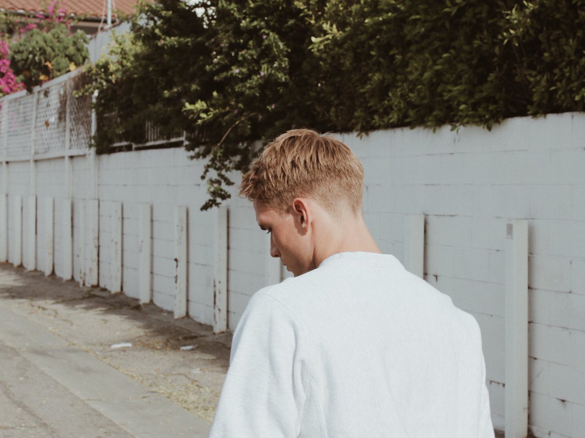 i know it’s not the same 
but i feel it anyway 
tell me if that’s okay