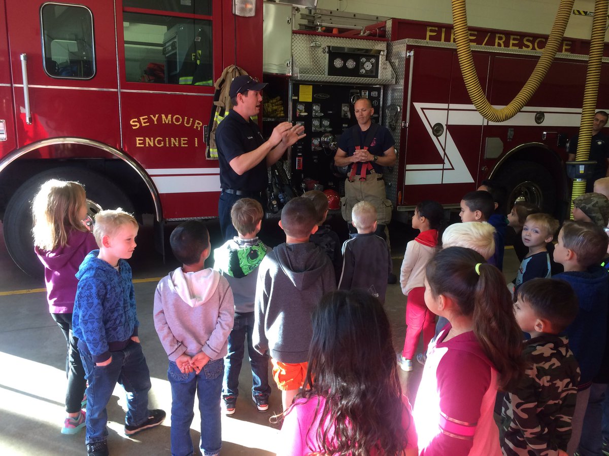 reddingschool's tweet photo. America's Safe Schools Week, Kindergarten students visit Seymour Fire Department. #ReddingRocks #HatsOff2Learning https://t.co/ov0mGdlW5t