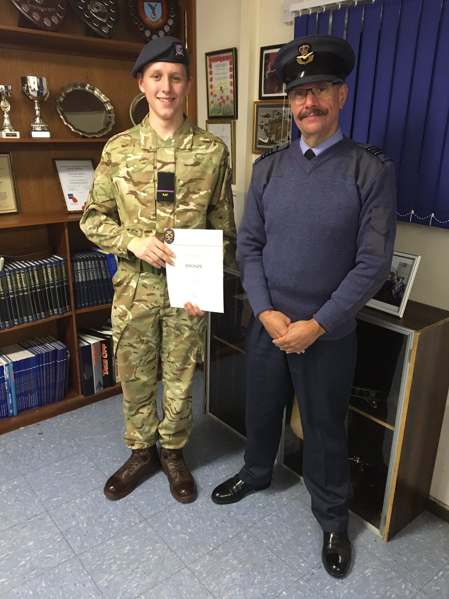 Wsc4Staffs's tweet photo. Visited @OC1200Sqn tonight to board 2 potential CFAV and see an ex-cadet from @WelbeckDSFC - he didn't expect this though @StaffsWgDofE https://t.co/a35gnSJtB1