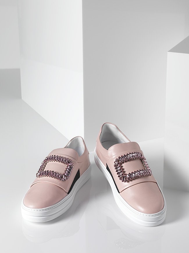 Luxury mecca <a href="/southcoastplaza/">South Coast Plaza</a> fetes 50 years w/a slew of exclusives-frm <a href="/godiva/">GODIVA</a> to <a href="/rogervivier/">Roger Vivier</a>  bit.ly/2yvu92w #fashion #style