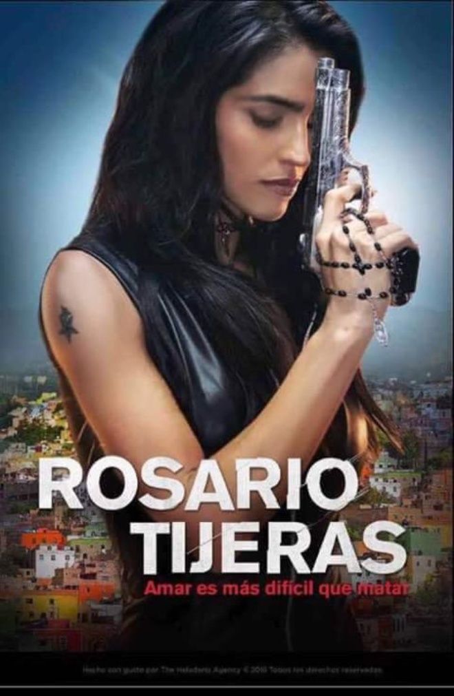 PremiosTVyE's tweet photo. Rosario Tijeras rezará y cortará tela para vestirse en los #PremiosTVyE2017 #RosarioTijeras @BarbaraDeRegil @JMdeTavira @AntonioGaona https://t.co/fAS4Ku4U5d