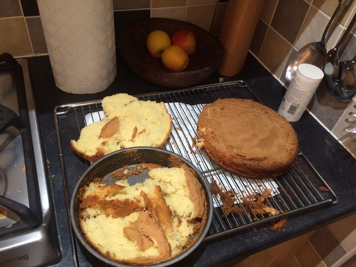 abi_elvin8's tweet photo. At least we tried #GreatBritishBakeOff #extraslice https://t.co/YFKHHrLJ0b