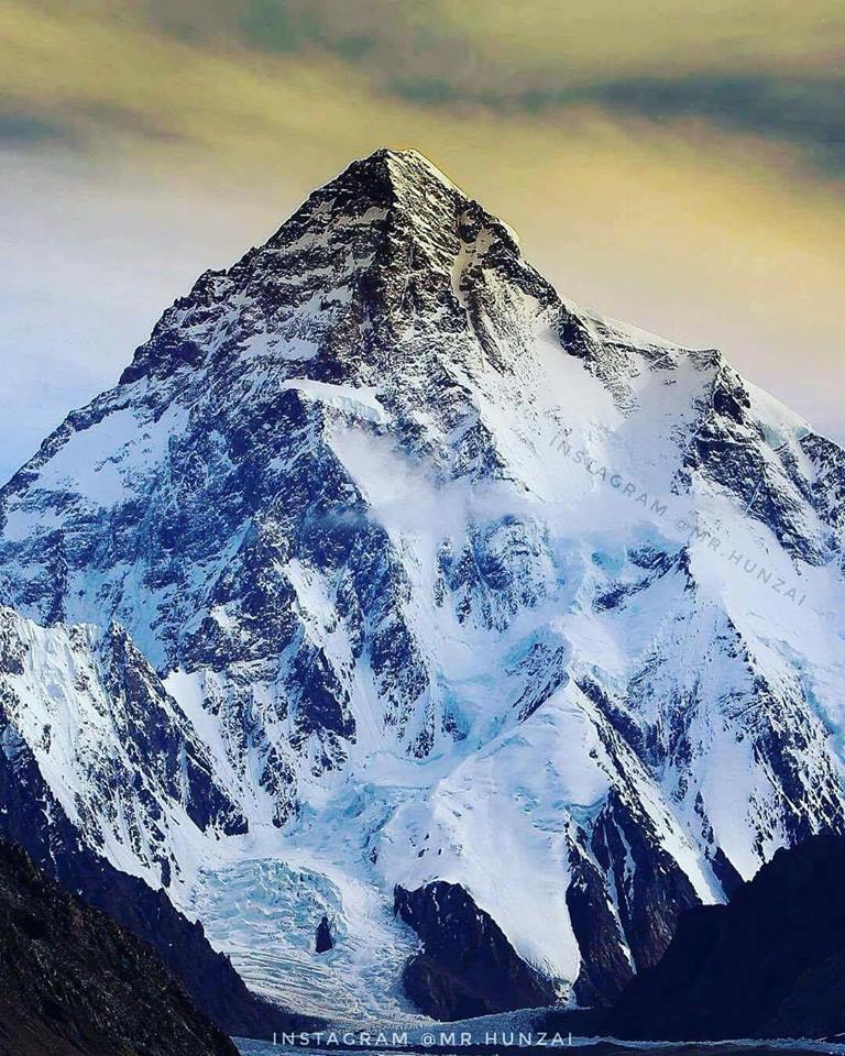 PakistanNature1's tweet photo. Make it to the top!
#ourgreatfuture #mountain #peak #high #reach #K2 #PakistanZindabad #BeautifulPakistan #Mounatins #LongLivePakistan https://t.co/wO9pHvEPsh