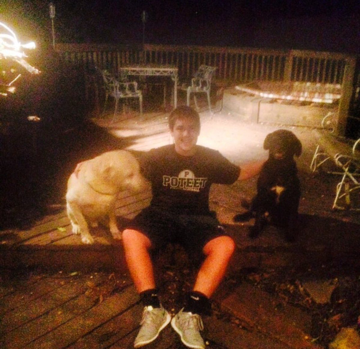 HunterFoster19's tweet photo. RIP Homer. You were the best good boy ever 😭 https://t.co/IU3X4srfuk