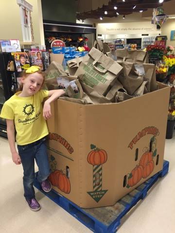 SunbeamKids's tweet photo. Looking forward to our #StufftheBus project for @FeedAmericaWI thanks to @991WMYX -- the kids had a blast last year #LendingALittleHand. https://t.co/YDLUU9KXvR