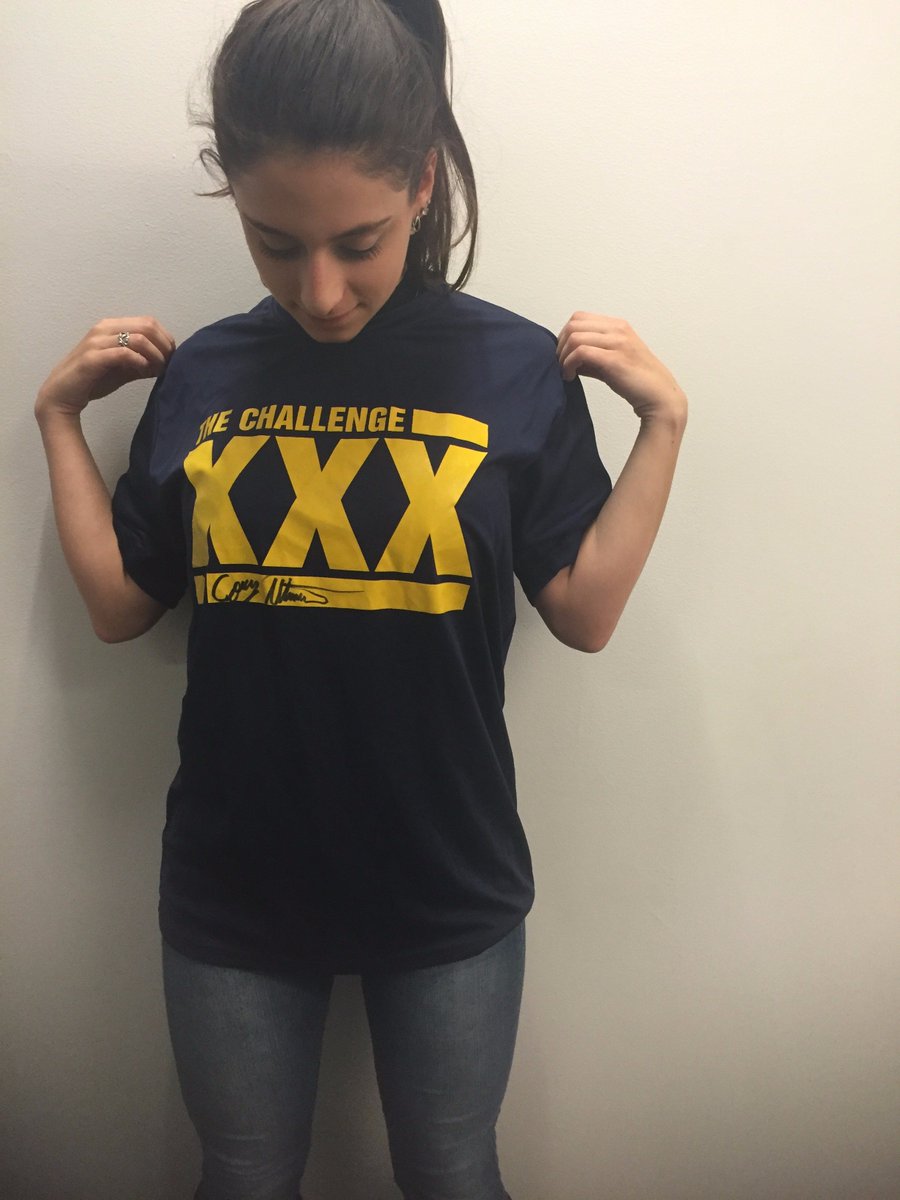 You tweeted #TheChallengeXXX 10k times and unlocked our jersey giveaway! Now RT this for a chance to win! 🙌 on.mtv.com/2hMBIIX