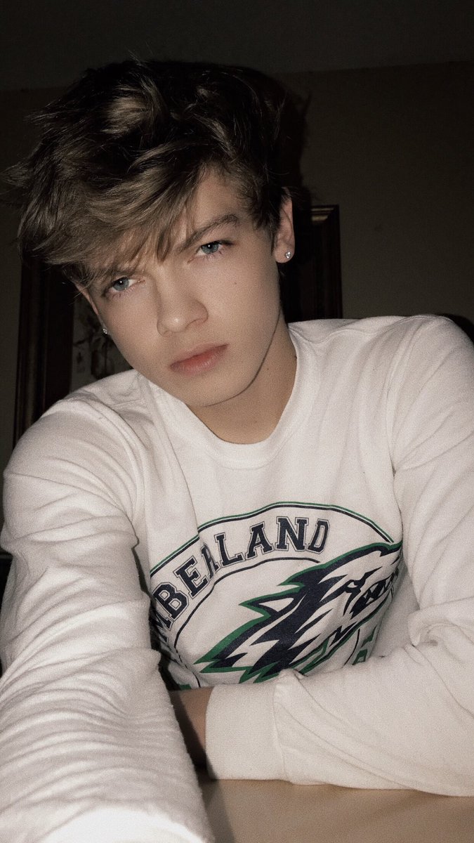 Peep my insta austinleenewman