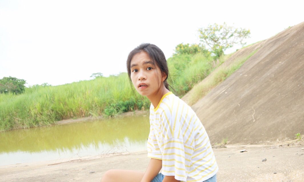 JUTHARATTT's tweet photo. ถึงเราจะสมองน้อย แต่เราก็มีสมองนะ ✌🏻😒#แคปชั่นเสี่ยวๆ #แคปชั่นอ่อย #แคปชั่นกวนตีน #แคปชั่นเด็ด #คำคมเด็ดๆ #คำคมกวนตีน #คําคมกวนตีน #มุกเสี่ยว https://t.co/3f8rf86qln