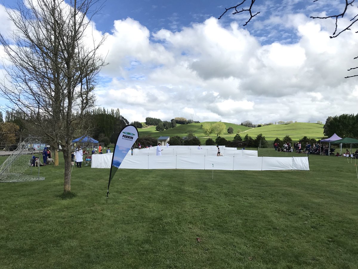 mattescarroll's tweet photo. Good to be out in the community at the Waikite Valley Primary School Ag day today. #perrinag #nextgenerationoffarmers https://t.co/RPWTeLtPES