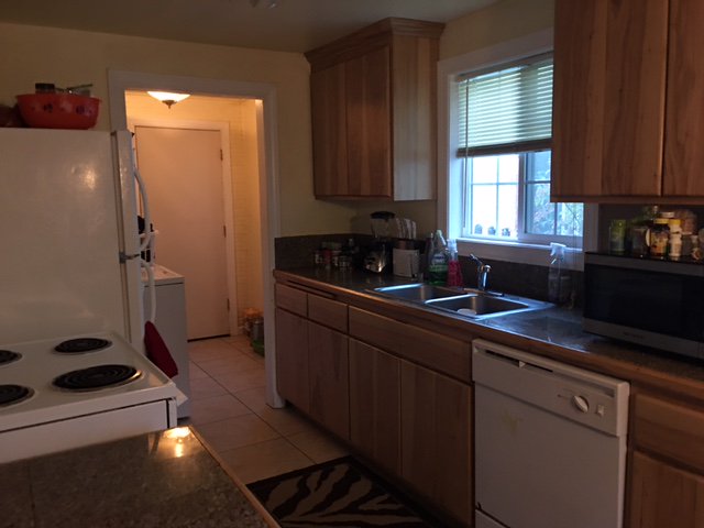 RandRProperties's tweet photo. 3 bd #Eugene rental in the #Whiteaker! Dishwasher, W/D, garage, fenced yd w/patio & yard care, pets ok: https://t.co/bebFdombIz #EugeneOR https://t.co/RgsrLopFbs