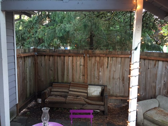 RandRProperties's tweet photo. 3 bd #Eugene rental in the #Whiteaker! Dishwasher, W/D, garage, fenced yd w/patio & yard care, pets ok: https://t.co/bebFdombIz #EugeneOR https://t.co/RgsrLopFbs
