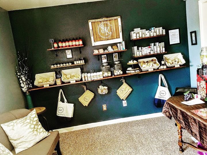 skherbalist's tweet photo. Remember, #skherbalist also has #kratom body products! Check them out at https://t.co/6Ol47gysT9! #kratomlife #veganbeauty #organicskincare https://t.co/OtI9GRpM0v
