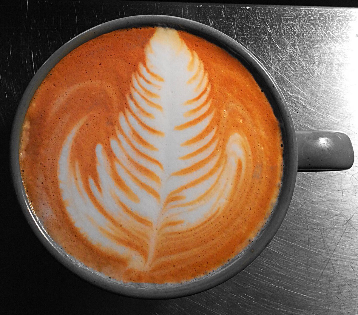 TwigsCafeLLC's tweet photo. #latte ‘s ar flying out the kitchen today! #espresso #cafe #SmallBiz https://t.co/WbSYydP3ax