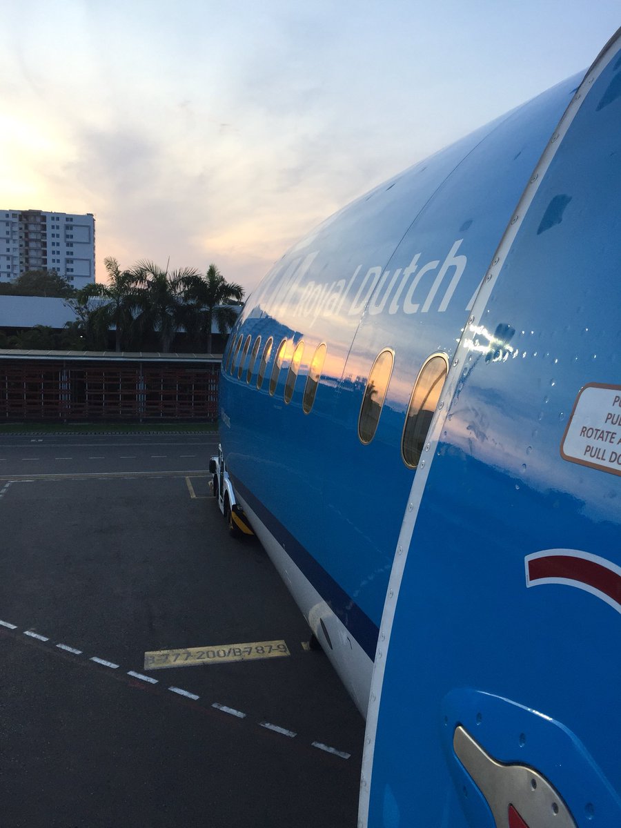 GZ_Spotter's tweet photo. Onboard #KLM #KL749 #SKCG @aeroCTG https://t.co/h7GorYZI1L