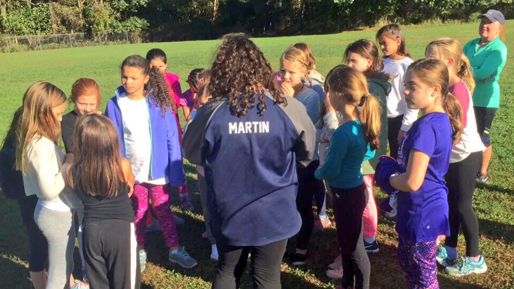 MissAndreaAdams's tweet photo. Coach Jill from South's Future Educators club lead the #TeamTiger #GirlsOnTheRun practice today!

@MiddSouthFEA 
#MiddSouthNation #MTPSPride https://t.co/q5FIk2GEHo