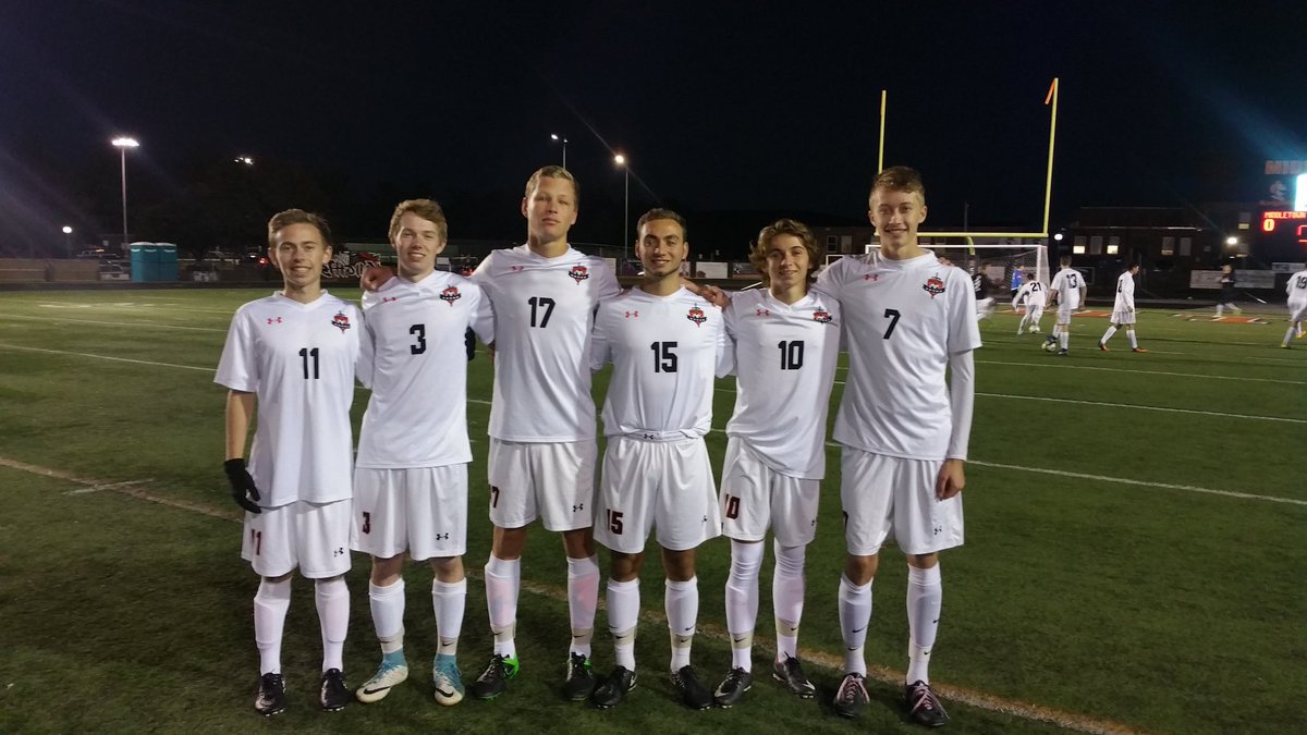 Mid_sports's tweet photo. Special night here at Middletown. Boy's Soccer honors the 6 seniors that make up their Class of 2018. #FCPSCMC https://t.co/QhkeIoFdce