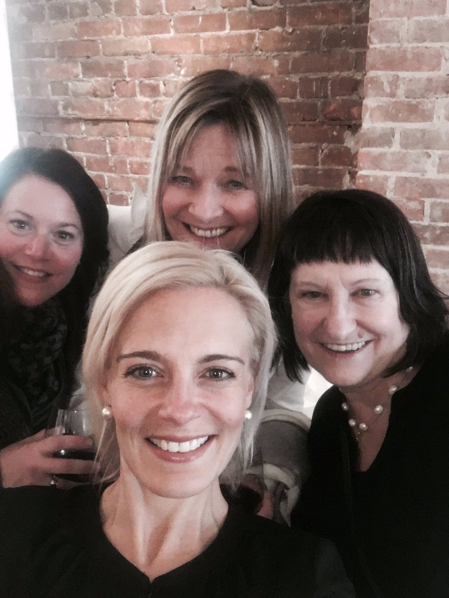 sasha_regier's tweet photo. Proud to be with this amazing group of #bmowomen from #NWOntario celebrating #womeninbusiness #pccd #bmo #thunderbayevents https://t.co/uyk8kDnop9