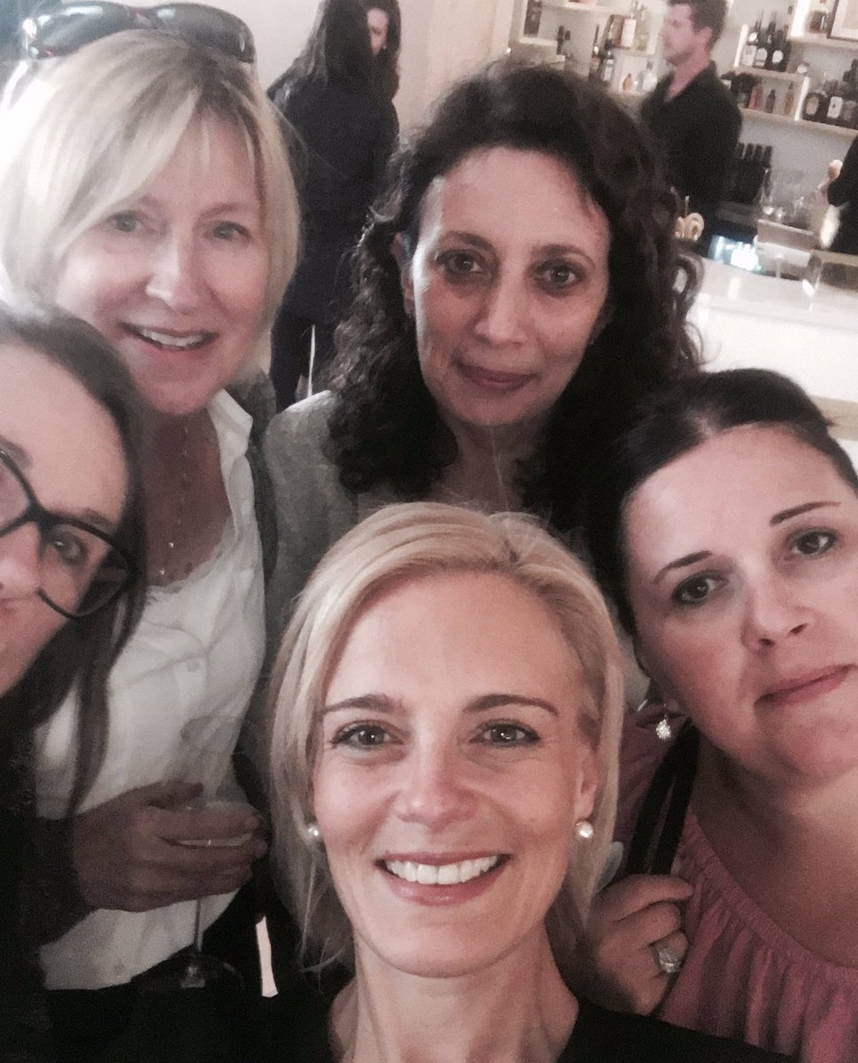 sasha_regier's tweet photo. Proud to be with this amazing group of #bmowomen from #NWOntario celebrating #womeninbusiness #pccd #bmo #thunderbayevents https://t.co/uyk8kDnop9