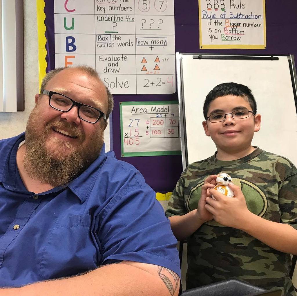 RainbowRidge_VV's tweet photo. Celebrating growth and goals achieved with Mr.Crist. #leadup #lifeattheridge https://t.co/guIrr8T51U https://t.co/zgKeTsn34z