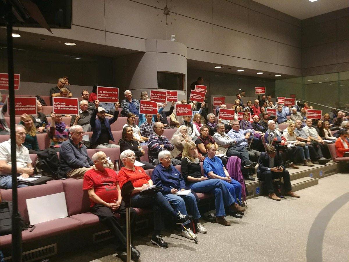 WhittinghamErin's tweet photo. We want a #renewablefuture! Let's fund our #EnergyEvolution @ottawacity @EcologyOttawa @JimWatsonOttawa https://t.co/YrnCIM4naR