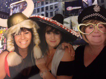 stageskool's tweet photo. #Ladies #photobooth #derbysands #friends #ball https://t.co/odorPw7X88