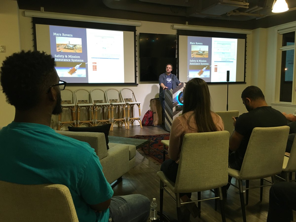 pixelWes's tweet photo. Excited to see Christian Ratterman’s presentation, Pushing Usability: HCI at tonight’s #DUX meetup. 

https://t.co/HXPStFTpAB https://t.co/QNgkOw9Vy6