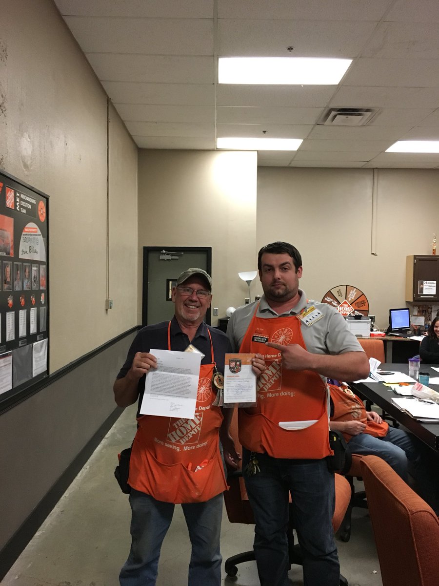 Rsf8RJ's tweet photo. #2306 Lumber DS John being recognized for receiving a letter from a customer on how great his service is throughout the store.WayToGo John! https://t.co/uRGCtm9FOD