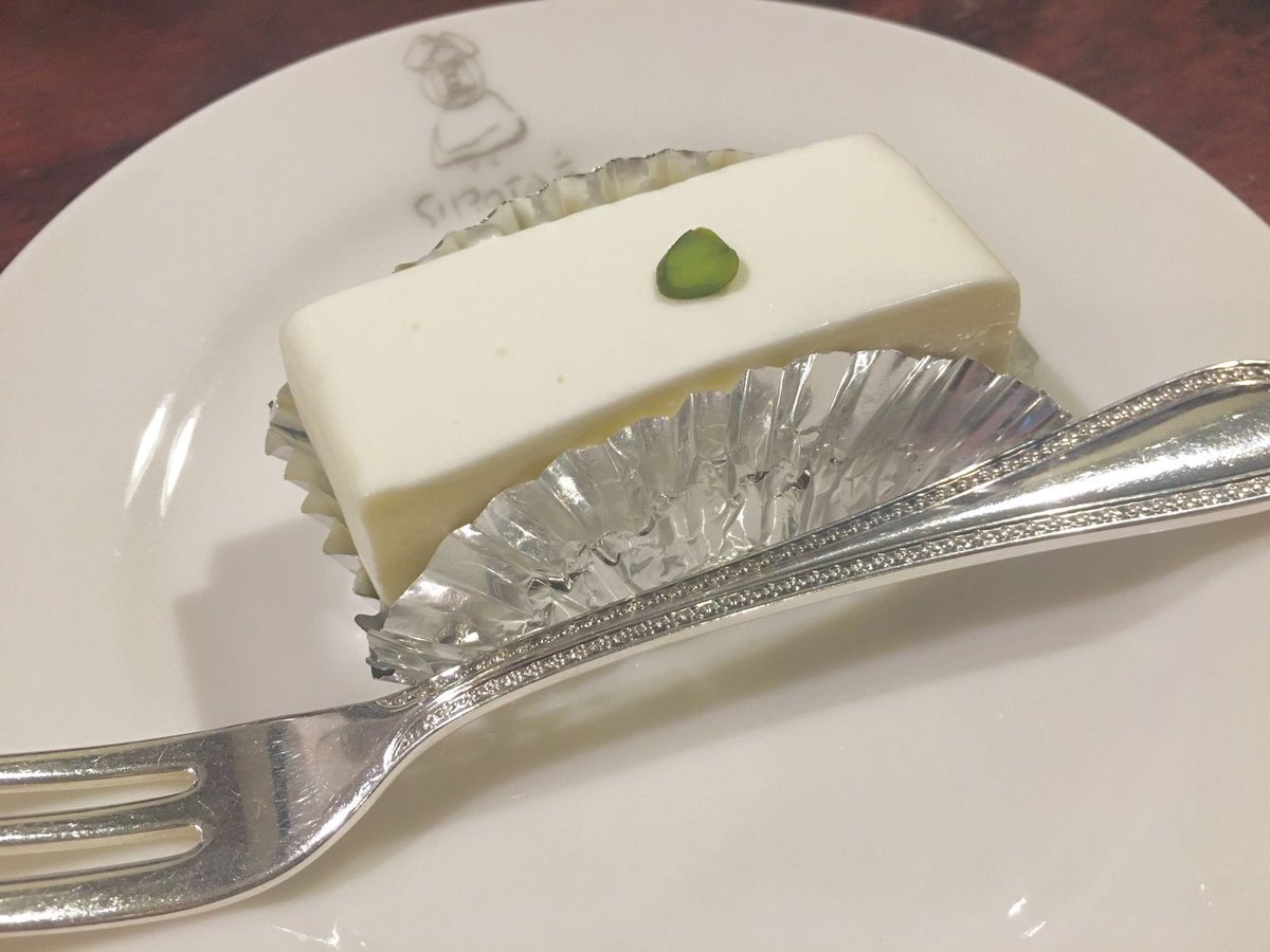 retrip_news's tweet photo. 口いっぱい頬張りたい！東京都内の「濃厚すぎるチーズケーキ」7選 | RETRIP[リトリップ] @retrip_news https://t.co/5wvs9vD2iU https://t.co/ZM6cWUY9sr