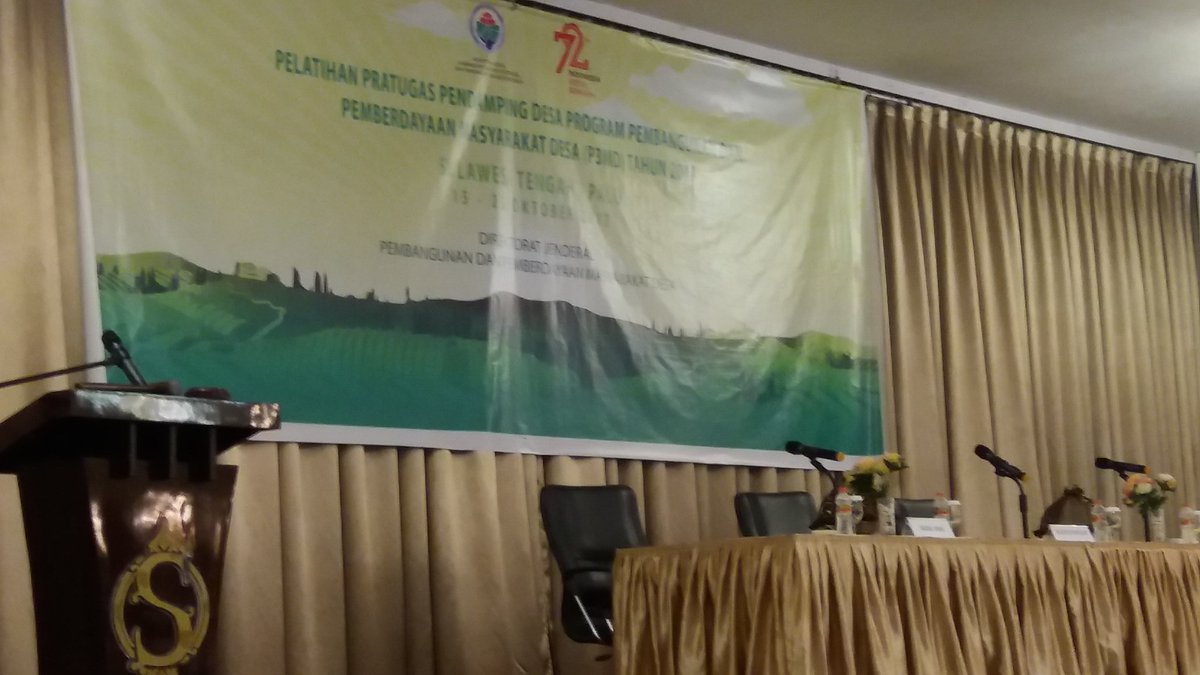 Wida73569686's tweet photo. #pelatihanPDP2017
#Propinsisulteng. Desa membangun indonesia
@Ekosadjojo
@MajidTaufik
@ttpindonesia
@KemenDesa https://t.co/RogNqrDS9U