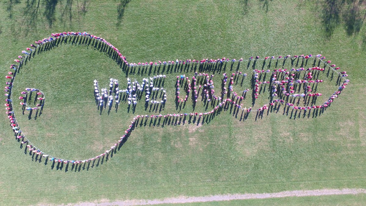 hasd_whm's tweet photo. Our students lined up on the field this afternoon to proclaim that we are the “key” to a drug free school
Pic courtesy of our school drone! https://t.co/d5CM5F81dE