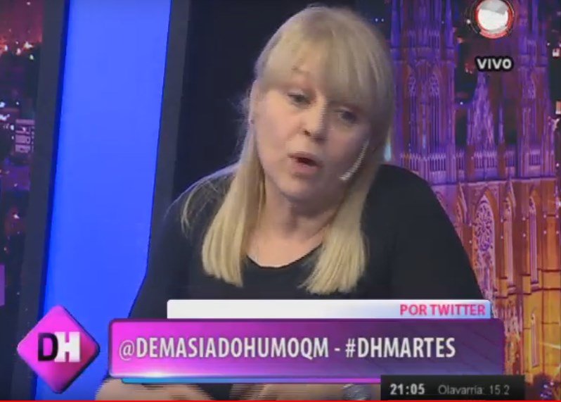 QMnoticias's tweet photo. #DHMartes #MariaDeLaRosa: "Los partidos políticos no son como antes, van cambiando según el contexto." #debate #qmnoticias #hayotratele https://t.co/pgaowe4TNF