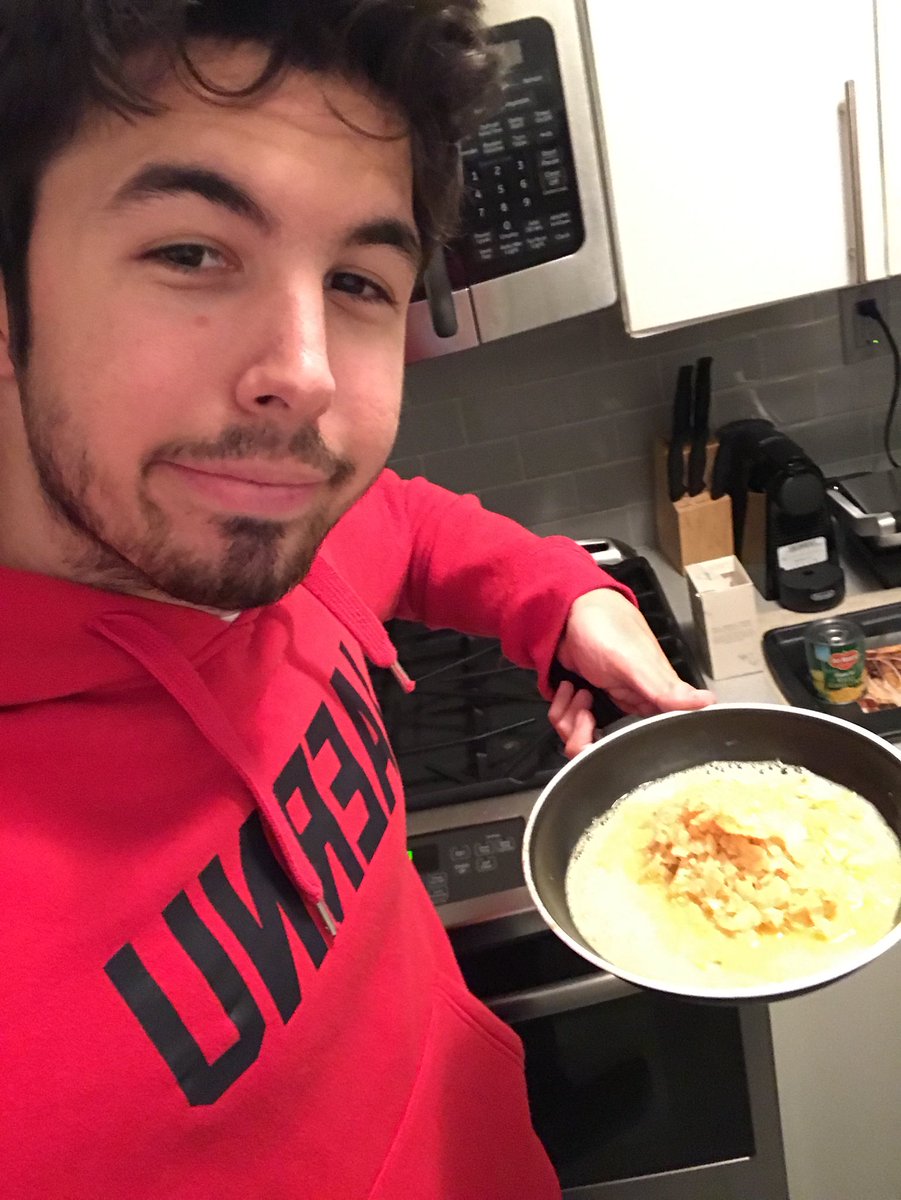 WillyrexYT's tweet photo. Para los que hayais hecho la tortilla estos dias enviadme una foto o video de como os quedo! Las enseñare en un video! Usad #WillyElCheff https://t.co/Eb4Nb7Hq6o