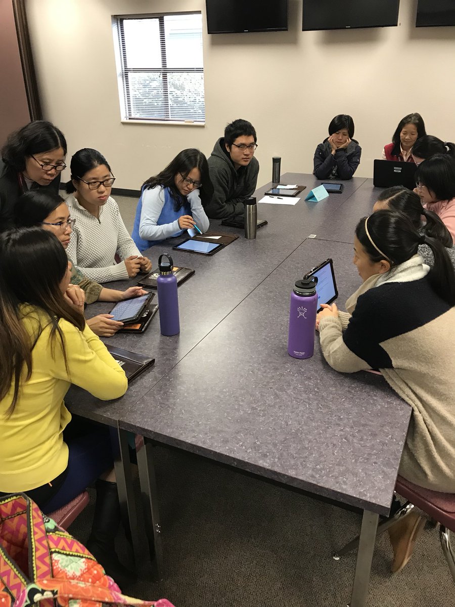 VPSLangPrograms's tweet image. Teachers participating in our Immersion Programs Community of Practice to collaborate on program goals and proficiency targets #vpsamazing