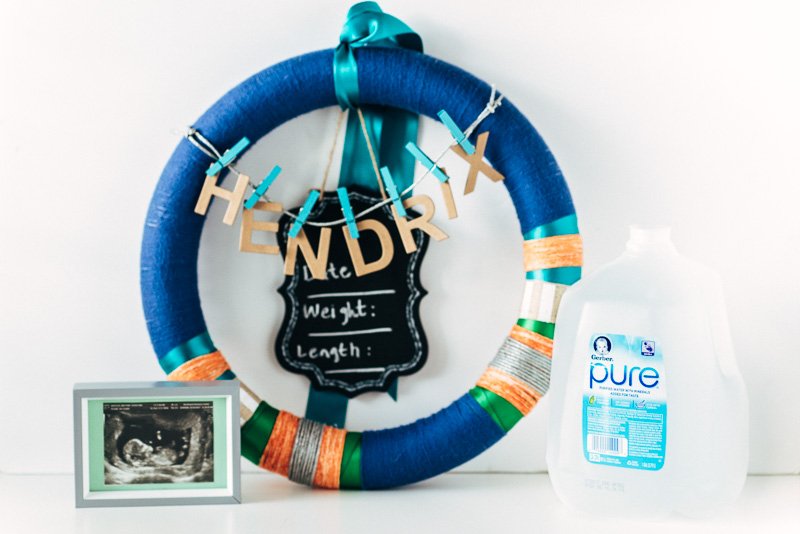Side_Socialite's tweet photo. The Cutest little DIY hospital door wreath you ever did see is live on the blog now! #gerberpurewater #ad @Walmart https://t.co/vPvbrdJnjX https://t.co/Q8vR5FPEBu