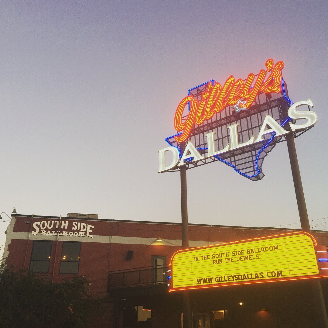 SSBallroom's tweet photo. Tonight in the ballroom... @runjewels. Stop by merch and grab some goodies! #runtheworldtour ๐๐ป๐ https://t.co/POWH0pyj79