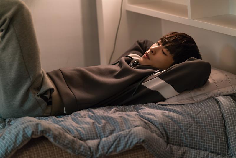 DMYQl7GU8AADQQL.jpg:large