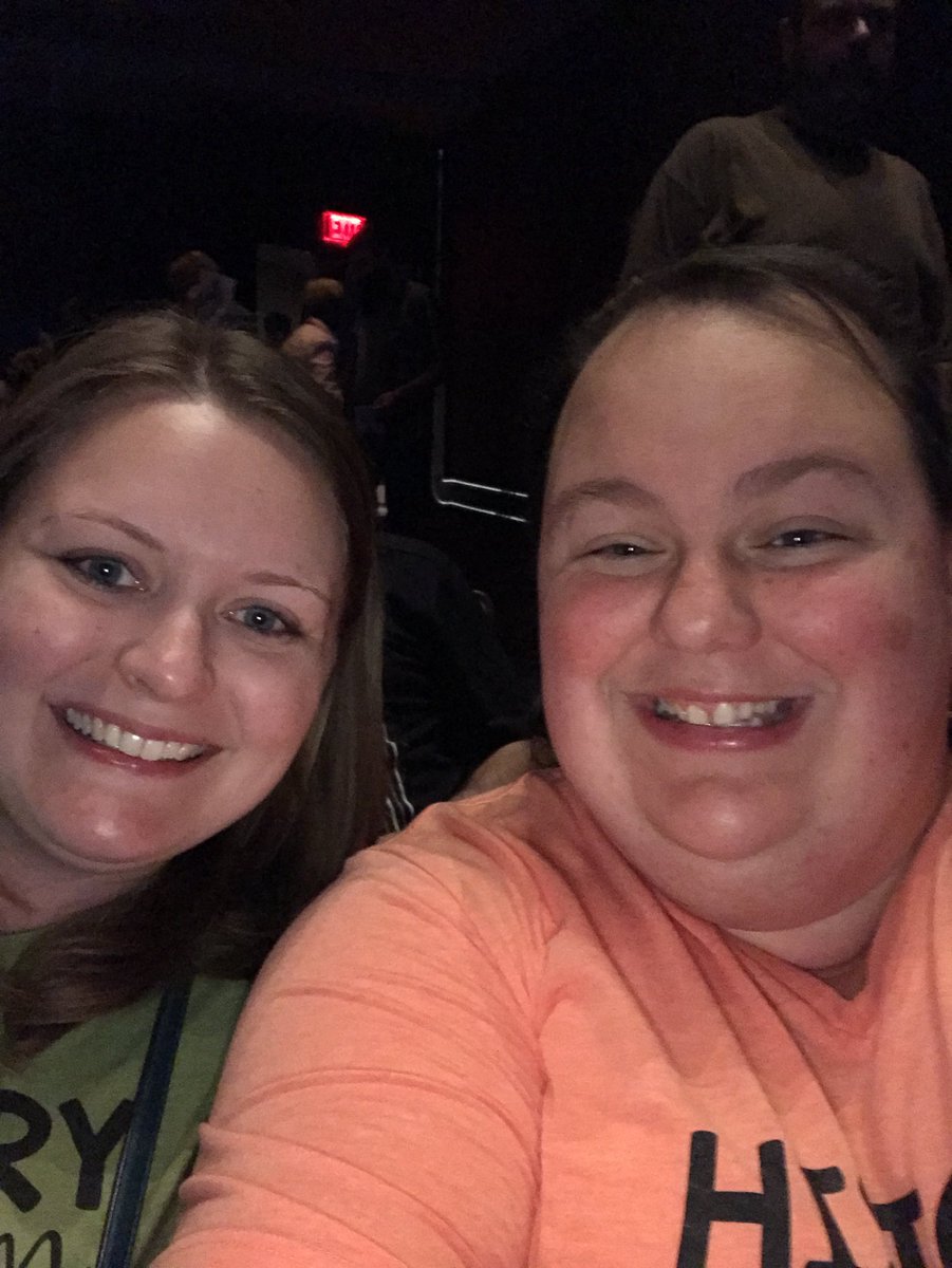 Mrsloud12's tweet photo. @altonbrown #AltonBrownLive What was your favorite place to eat in Springfield? https://t.co/g6rr3iLvh1
