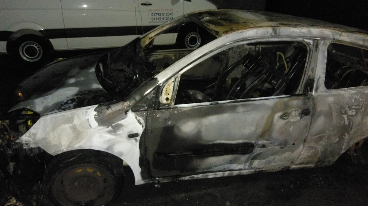 hopefulpractice's tweet photo. goodbye my first car, went out in flame and glory #ripthetip https://t.co/4Pf0uwHxNl