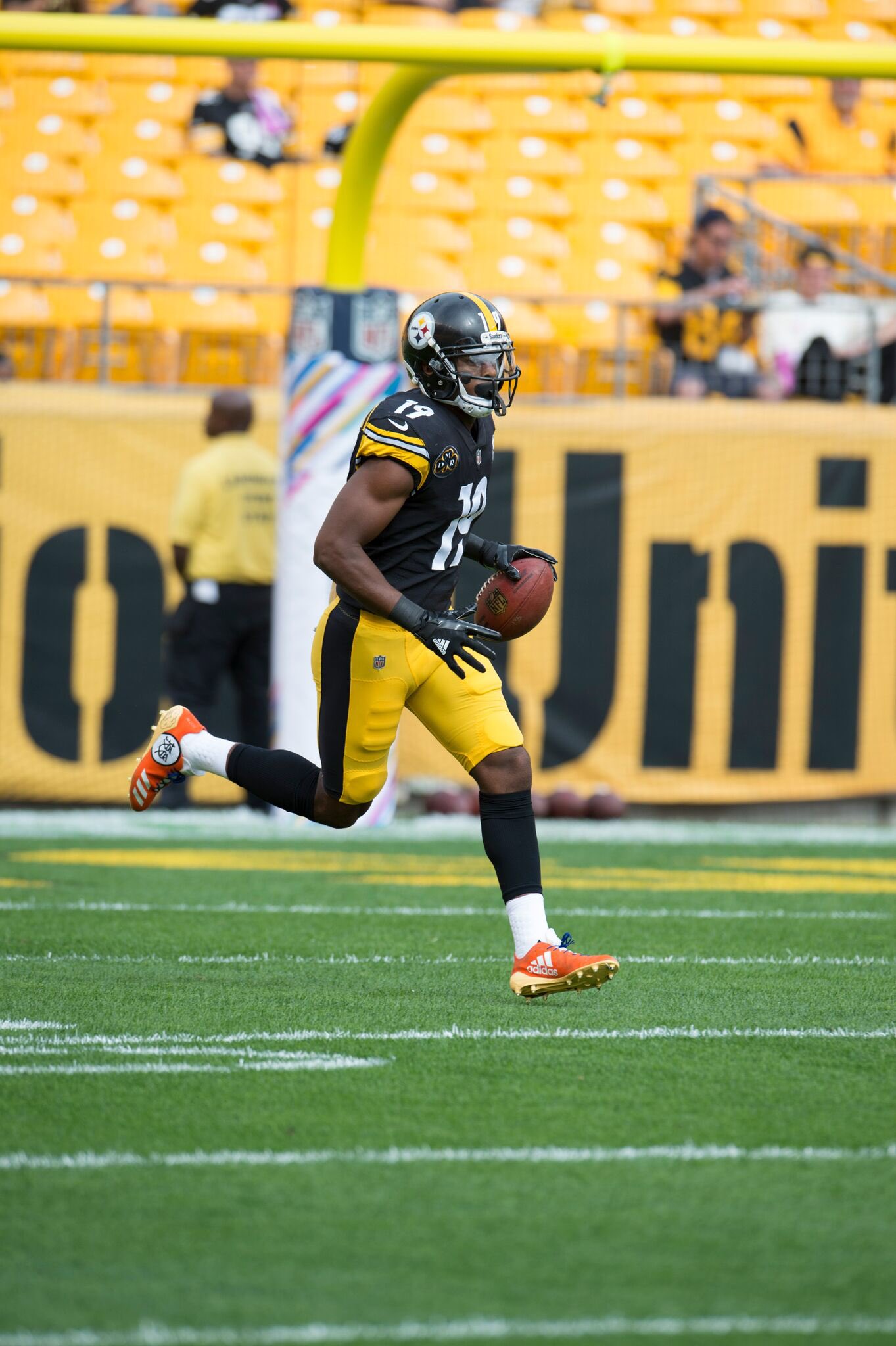 juju smith schuster adidas