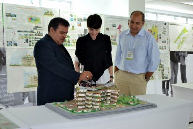 Ivajoc's tweet photo. #IngenieríaUAC #MiAutónoma @ingenierosuac @uautonoma @TicoGavilan UAC incentivando y premiando a mentes jovenes https://t.co/bcSbaK0Sk0