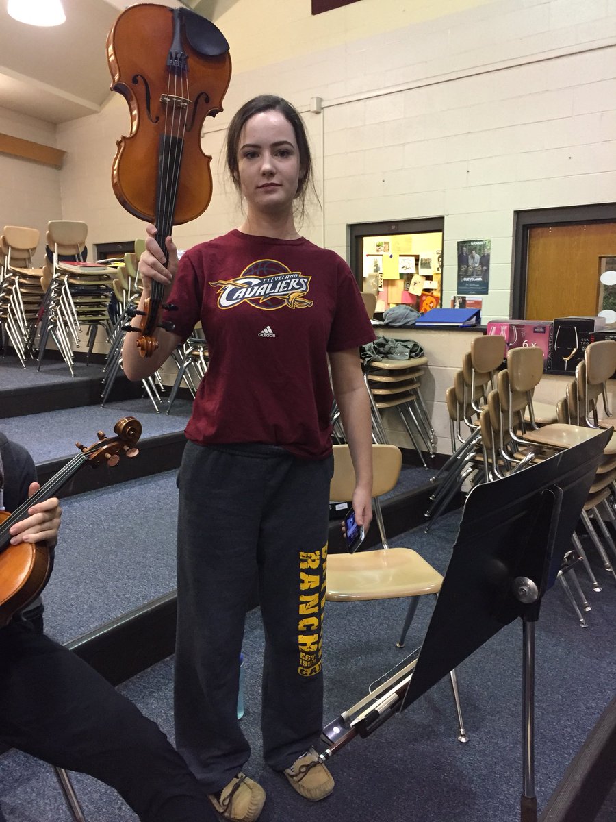 hdvorchestra's tweet photo. 8 measure to go until spaghetti dinner ready🍝🎻❤️ October 24th at 7pm #bloch come on out https://t.co/4qaoatJalu
