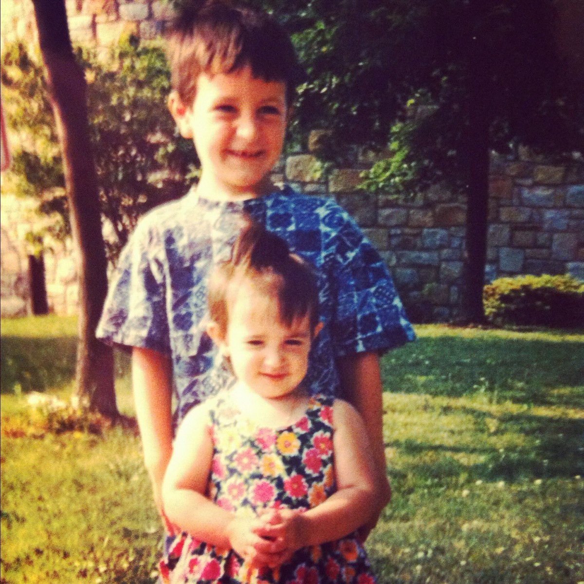 MarlaWolfinger's tweet photo. seems like yesterday we were building forts, rolling down hills, and playing Nintendo, now you're my financial advisor. 📷😍 https://t.co/X91ULi4XjL