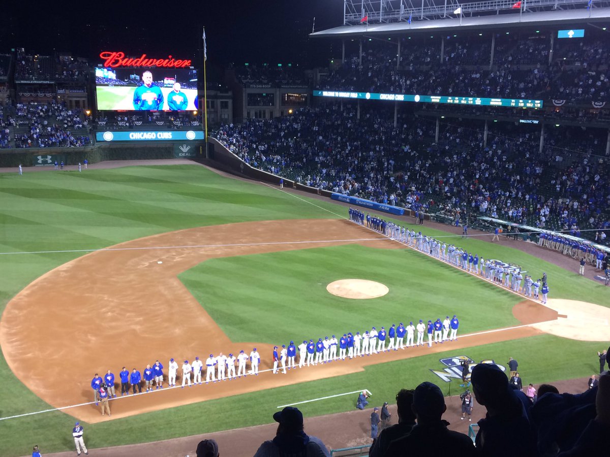 DonsstSeggerman's tweet photo. This'll do! 😜 Go Cubs! https://t.co/zxKslwAtam