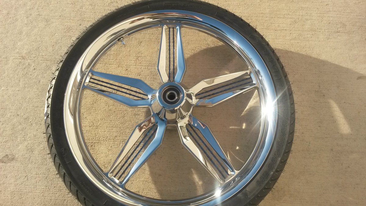 Justinkiesow's tweet photo. Got my new motorcycle wheels put on today #MERC #SUMOX https://t.co/6ZDk8xFHOv