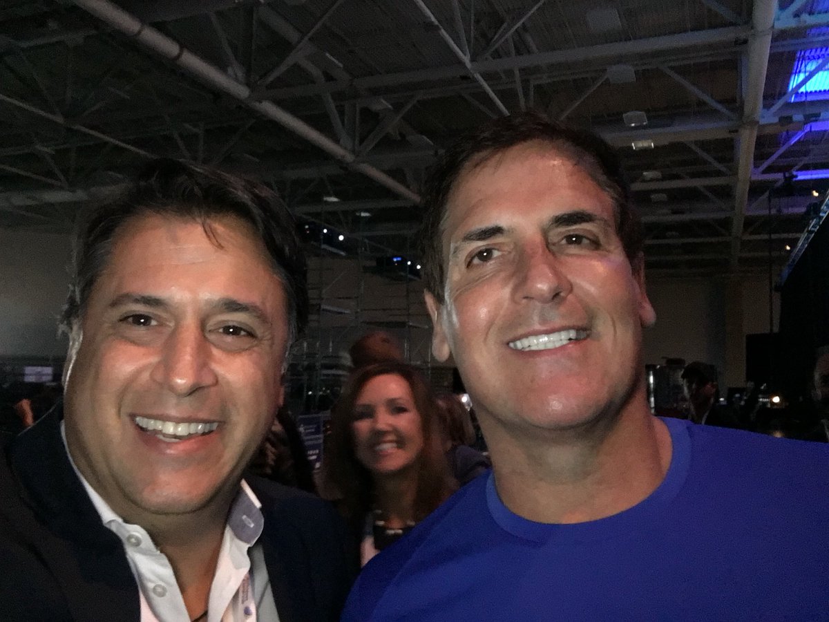 DomingoCoronil's tweet photo. Emerging markets. The only constant is change. Being nice is a way underrated of a successful business person. @MCuban #PanaPitch #Panatech https://t.co/Xi4yT9yDvv