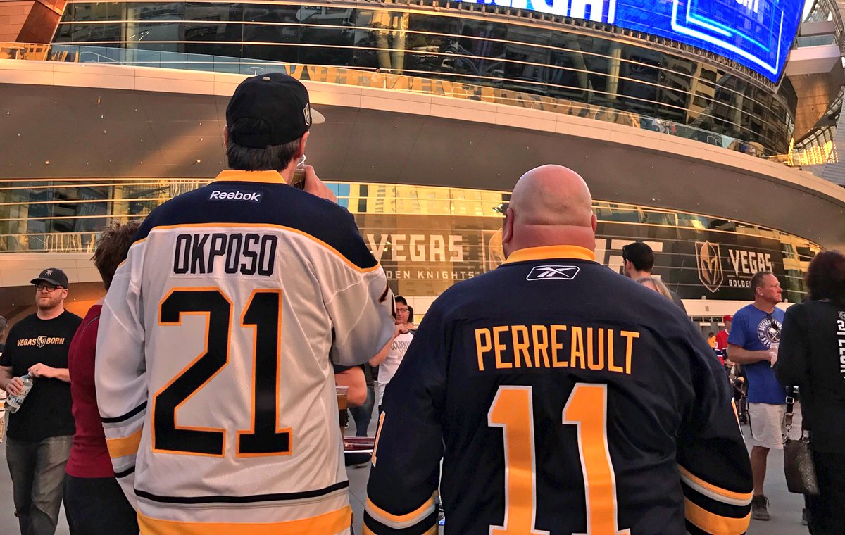 BuffaloSabres's tweet photo. There are #Sabres fans everyyywhere you go here in Vegas! #LetsGoBuffalo⚔️ https://t.co/G0c9ecXbdM
