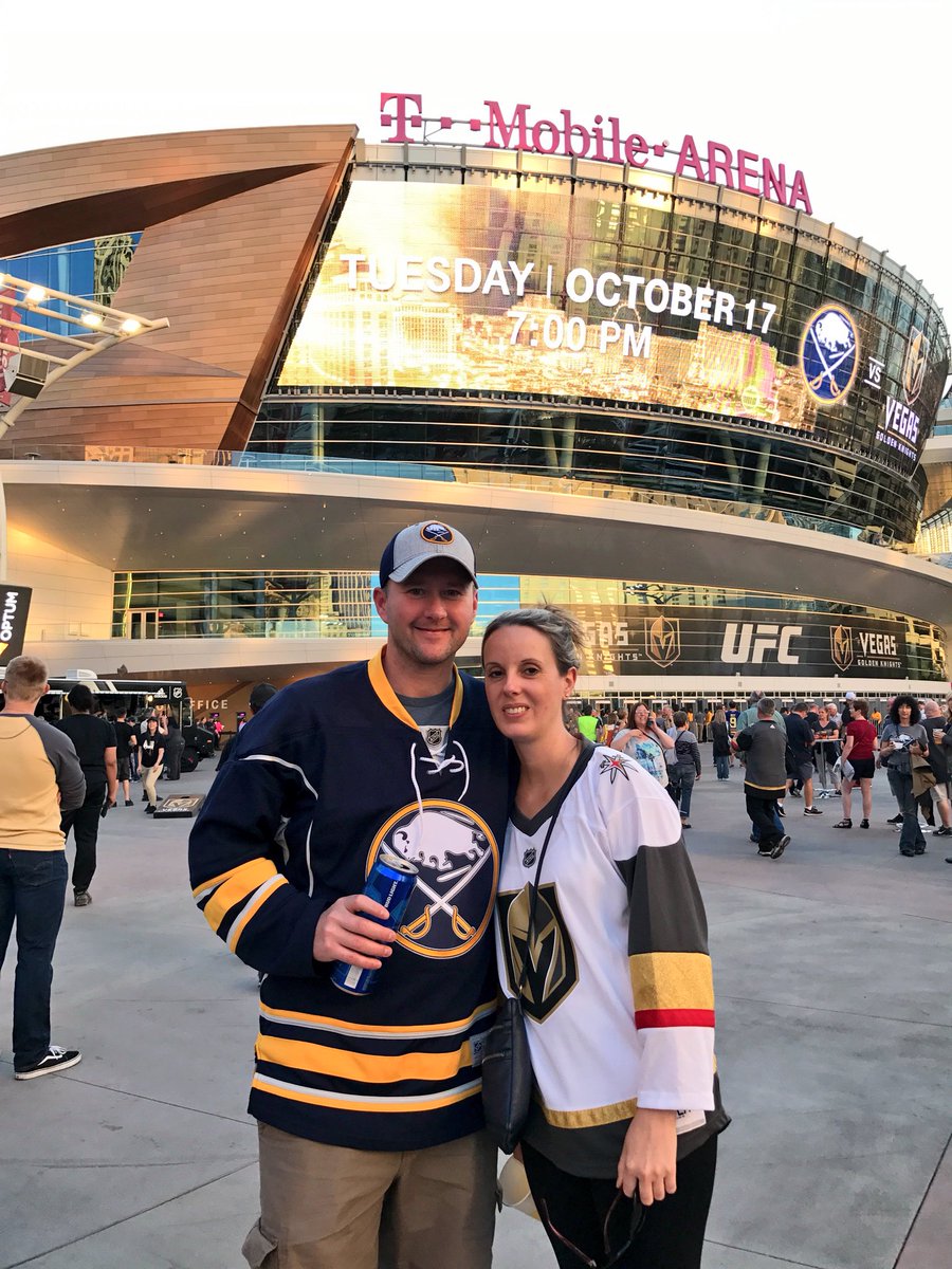 BuffaloSabres's tweet photo. There are #Sabres fans everyyywhere you go here in Vegas! #LetsGoBuffalo⚔️ https://t.co/G0c9ecXbdM