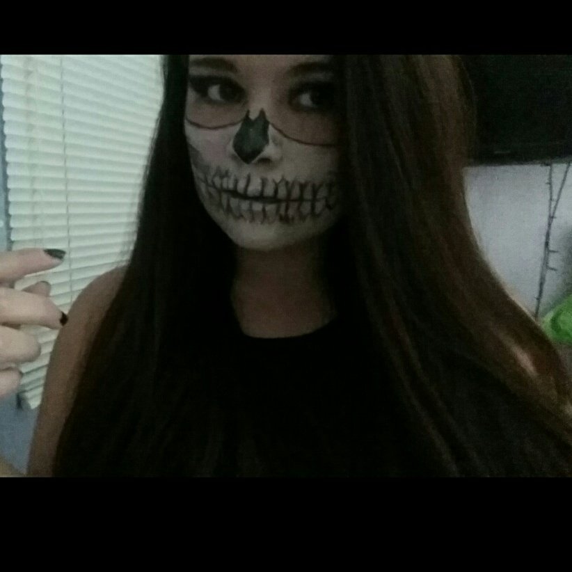 bumblescums's tweet photo. #NewProfilePic #spookyness https://t.co/WBqqsTT5Ts